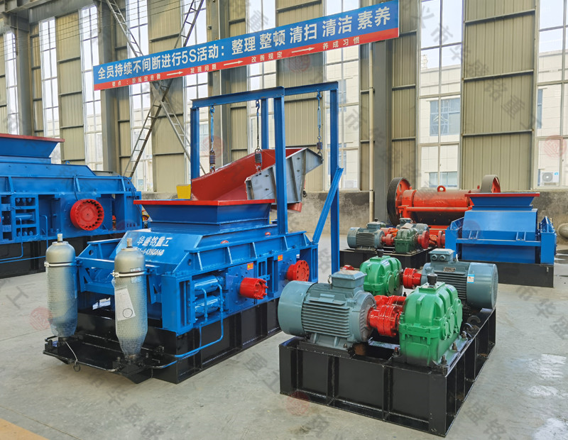 建筑用制砂機(jī)_河卵石對輥制砂機(jī)_時產(chǎn)300噸的制砂設(shè)備