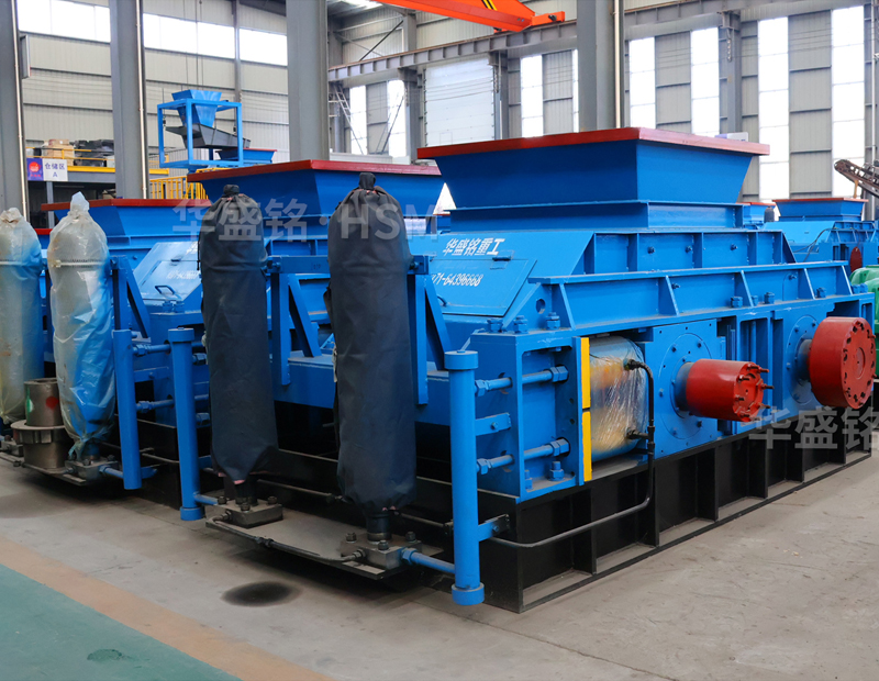 砂石數(shù)控全自動液壓對輥制砂機(jī)：高效生產(chǎn)的智能選擇