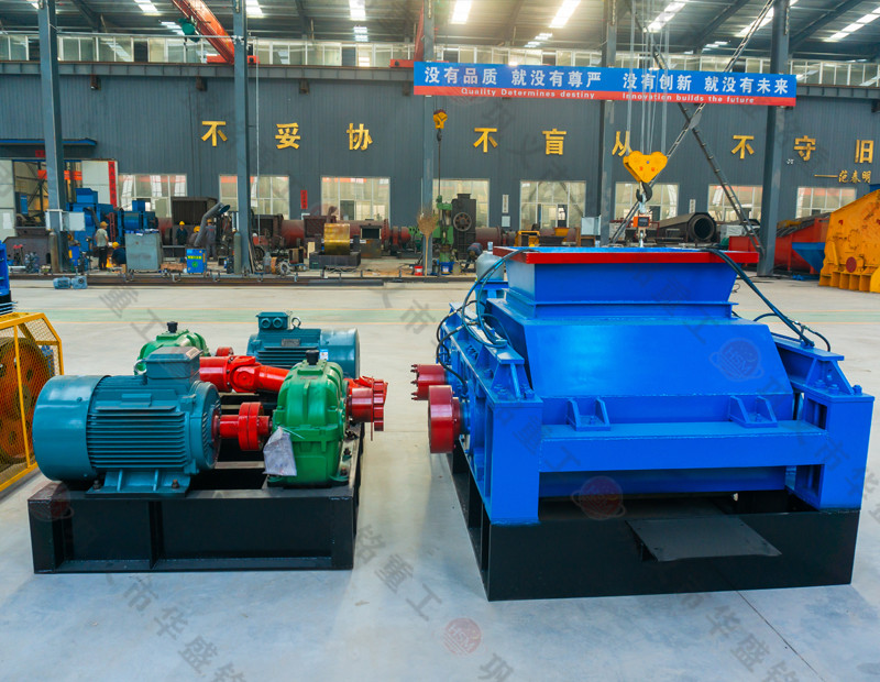 石英石制砂機(jī)設(shè)備_石英石對(duì)輥制砂機(jī)多少錢一臺(tái) 